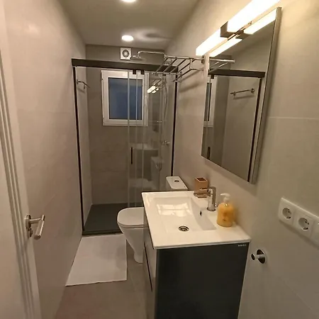 Modern Rambla Mercado Apartment