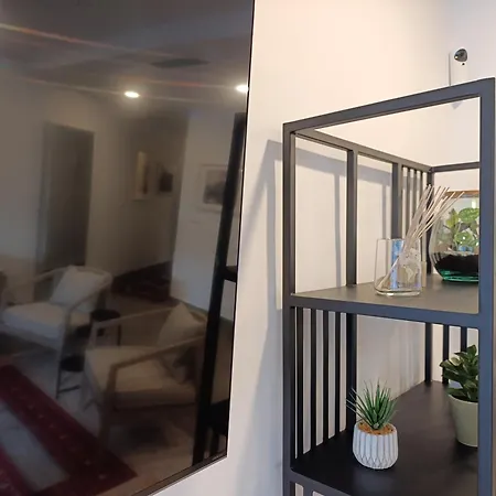 Modern Rambla Mercado Apartmán